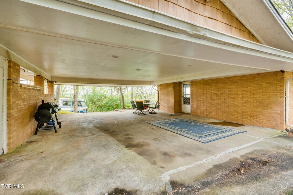 Photo #31: 4501 Old Stage Road