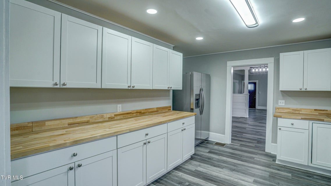 Photo #15: 116 Poplar Street