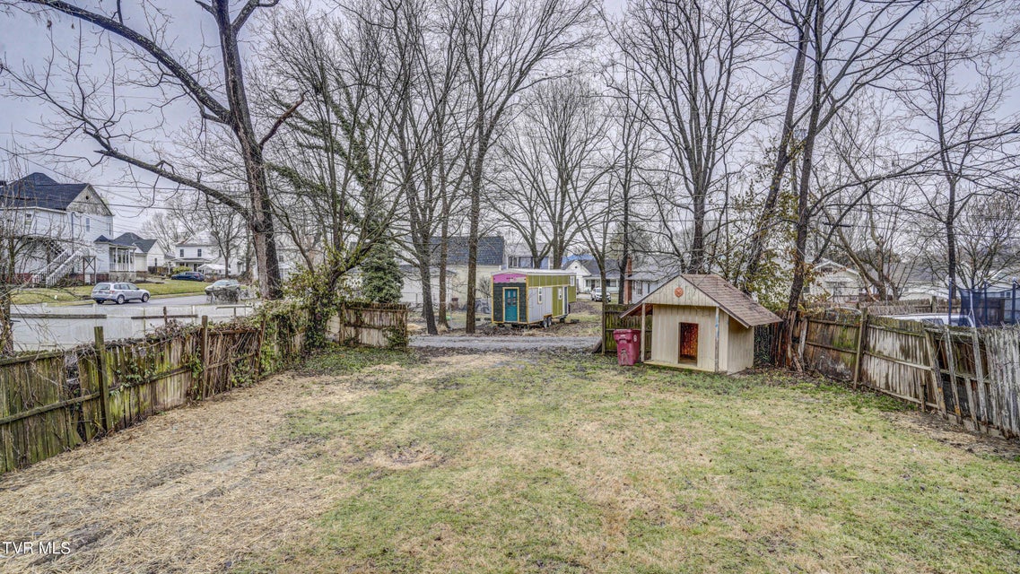 Photo #54: 116 Poplar Street