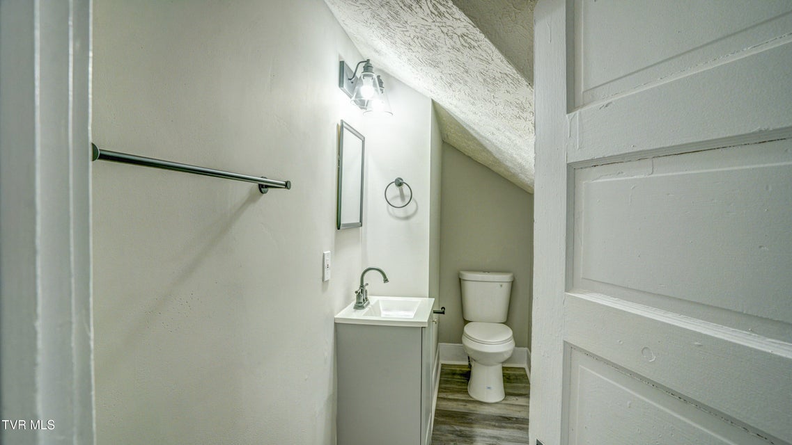 Photo #44: 116 Poplar Street