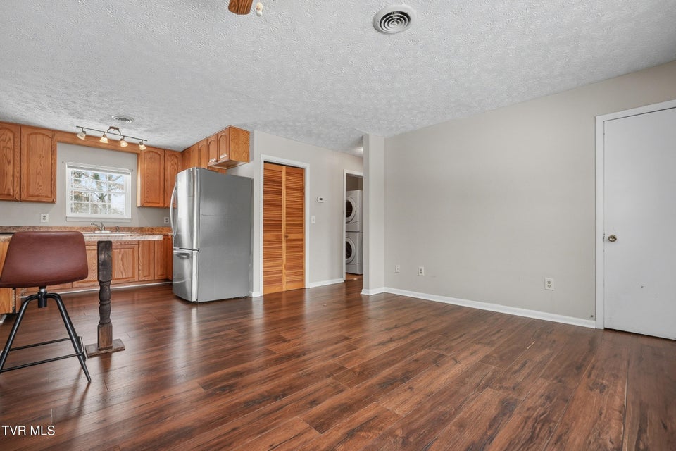 Photo #8: 9370 Adwell Road