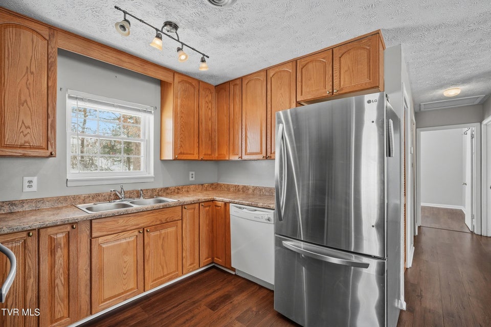 Photo #12: 9370 Adwell Road