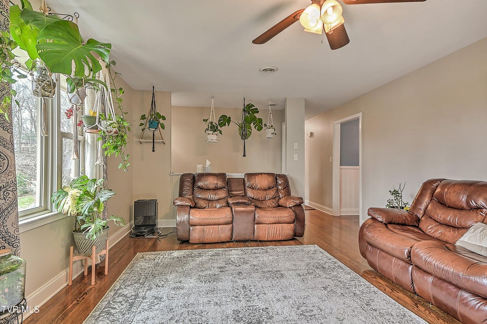 Photo #5: 155 Santa Monica Road