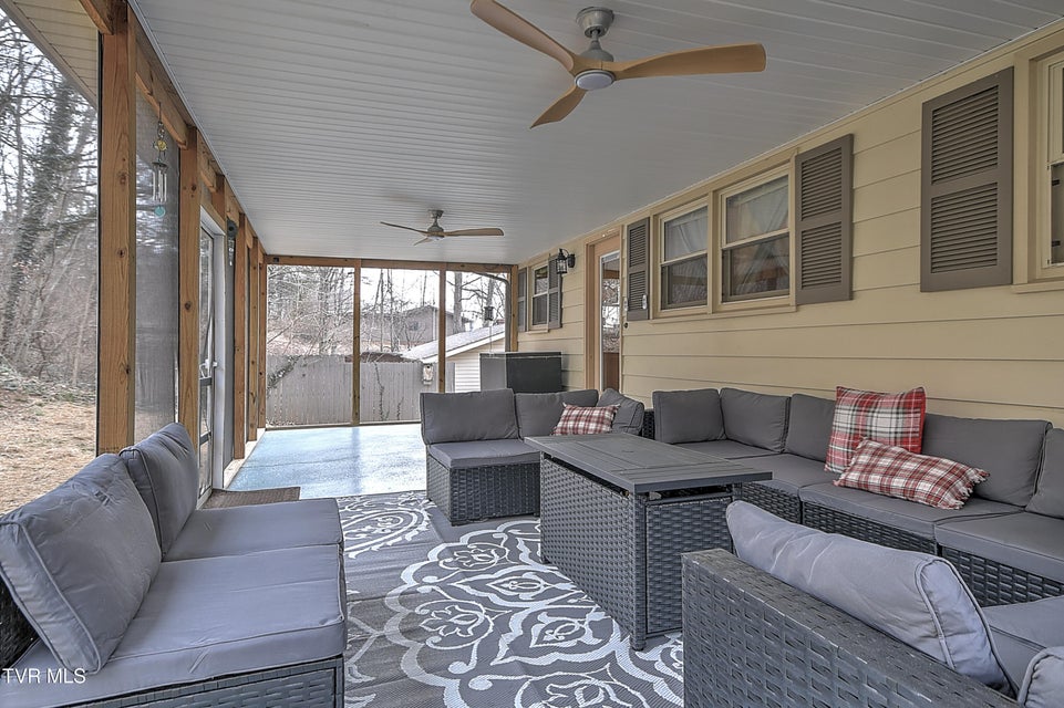 Photo #36: 155 Santa Monica Road