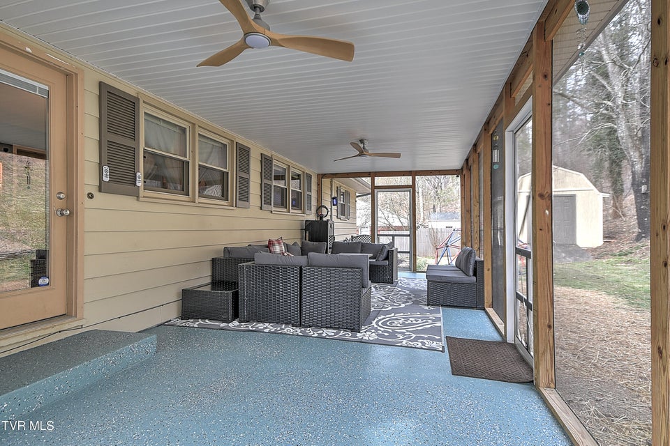 Photo #37: 155 Santa Monica Road