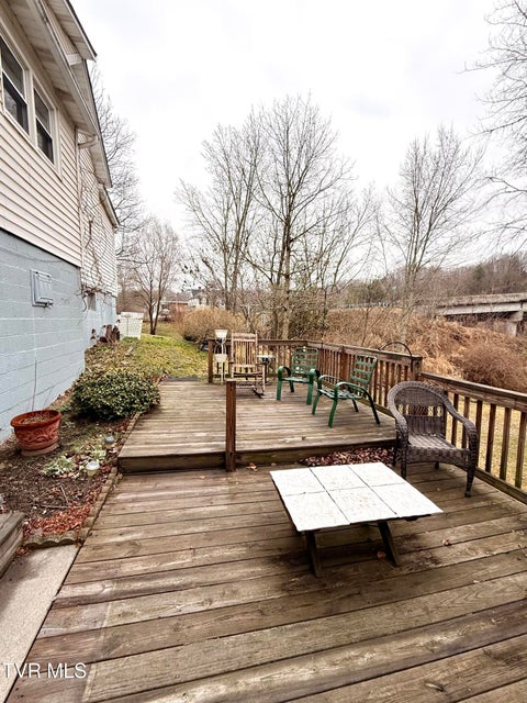 Photo #16: 720 Front Street