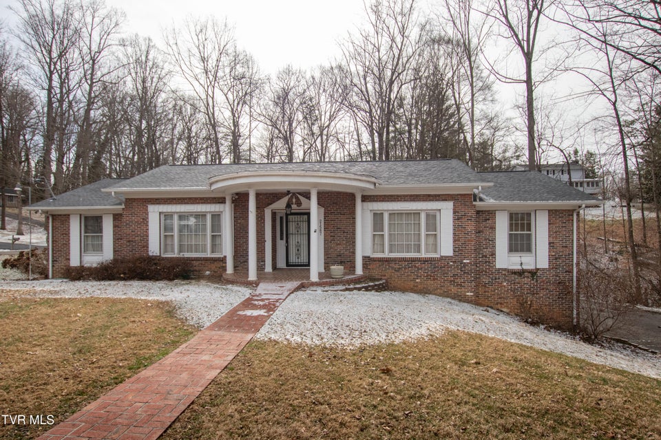 Photo #3: 21587 Plantation Road