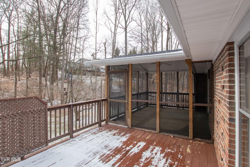 Photo #7: 21587 Plantation Road