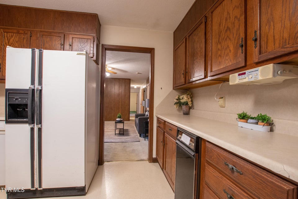 Photo #21: 21587 Plantation Road