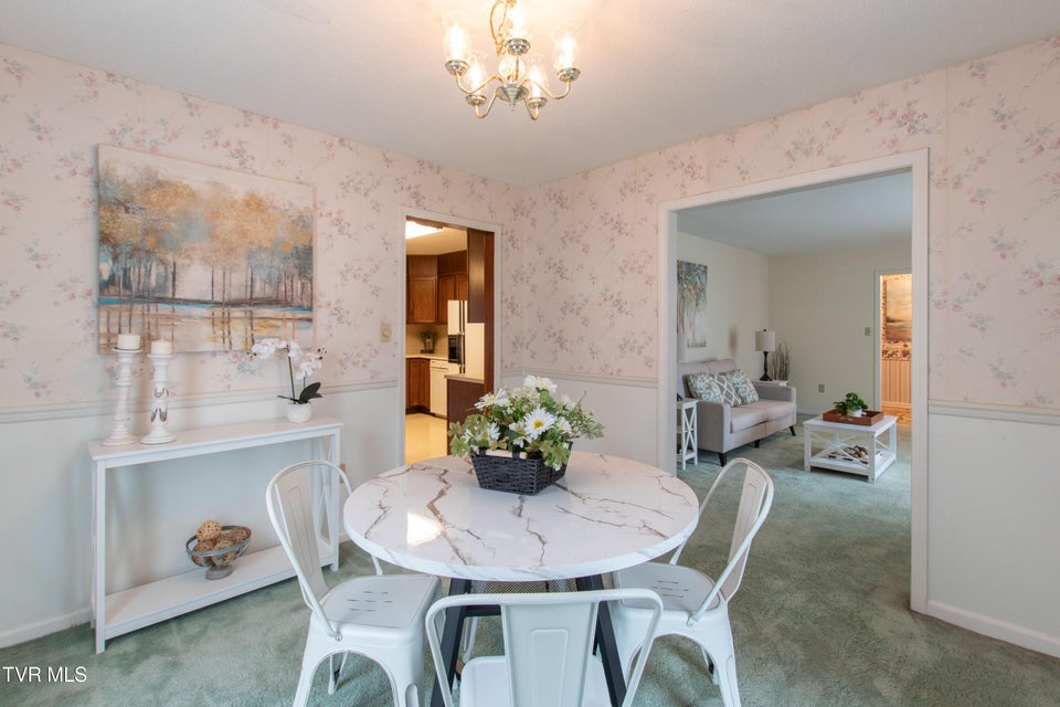 Photo #25: 21587 Plantation Road