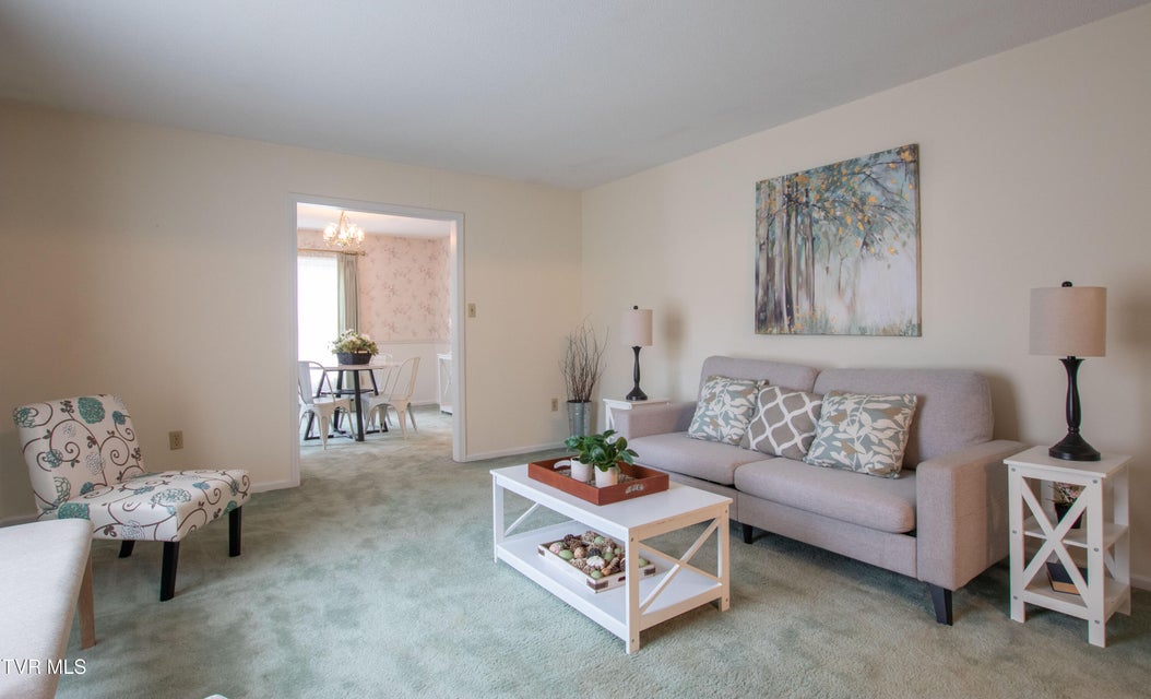 Photo #28: 21587 Plantation Road