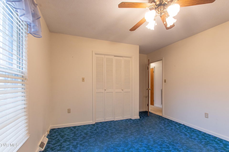 Photo #40: 21587 Plantation Road