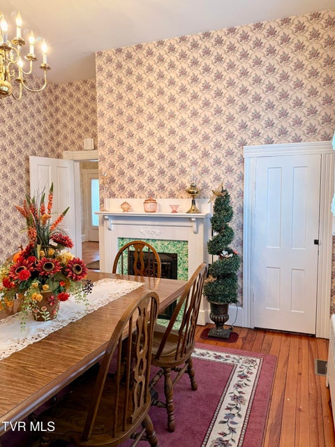 Photo #41: 720 Front Street