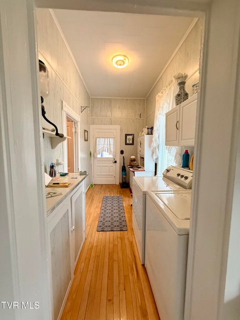 Photo #56: 720 Front Street