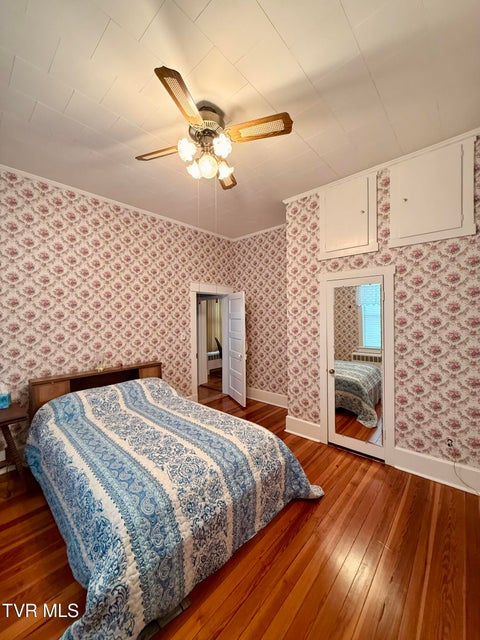 Photo #64: 720 Front Street