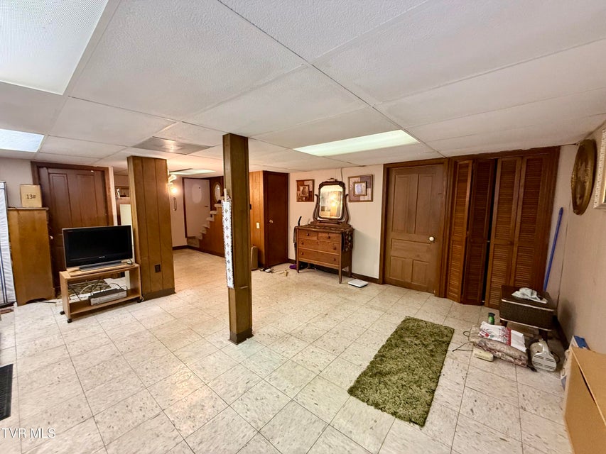 Photo #81: 720 Front Street