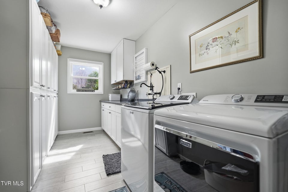 Photo #34: 910 Kitchen Branch Road