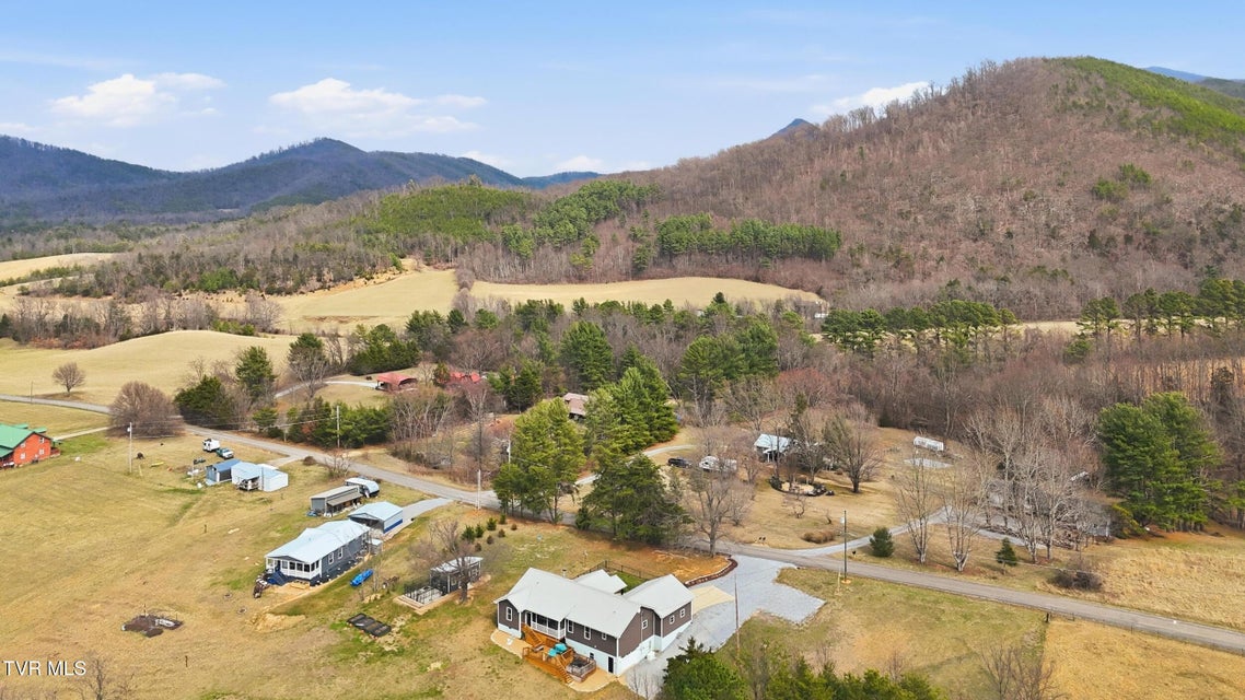 Photo #65: 910 Kitchen Branch Road