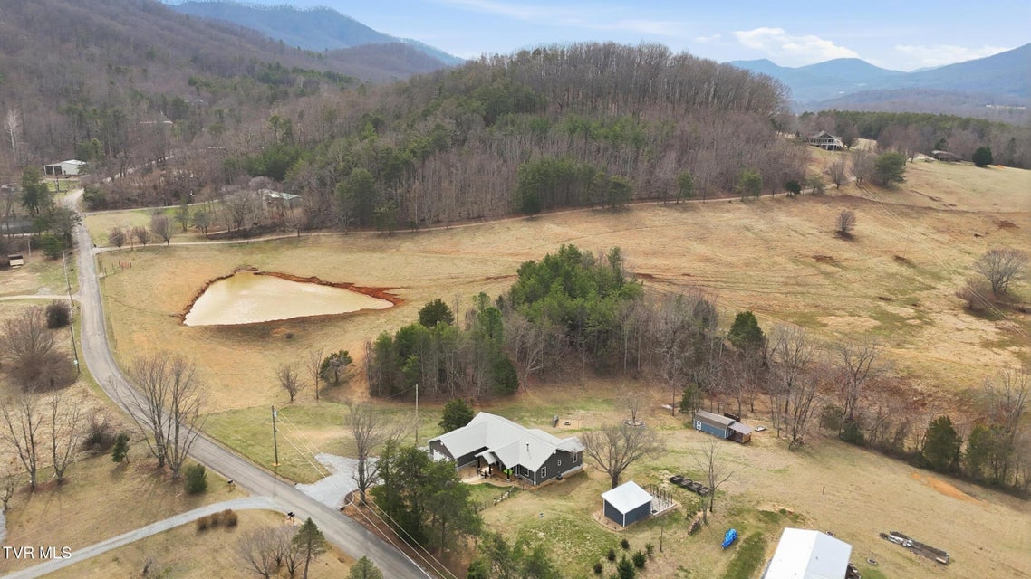 Photo #66: 910 Kitchen Branch Road