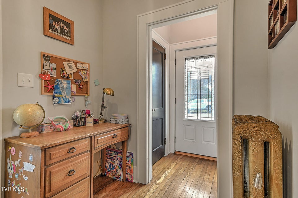 Photo #28: 722 Lawrence Avenue