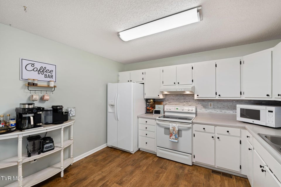 Photo #16: 605 Old Snapps Ferry Road