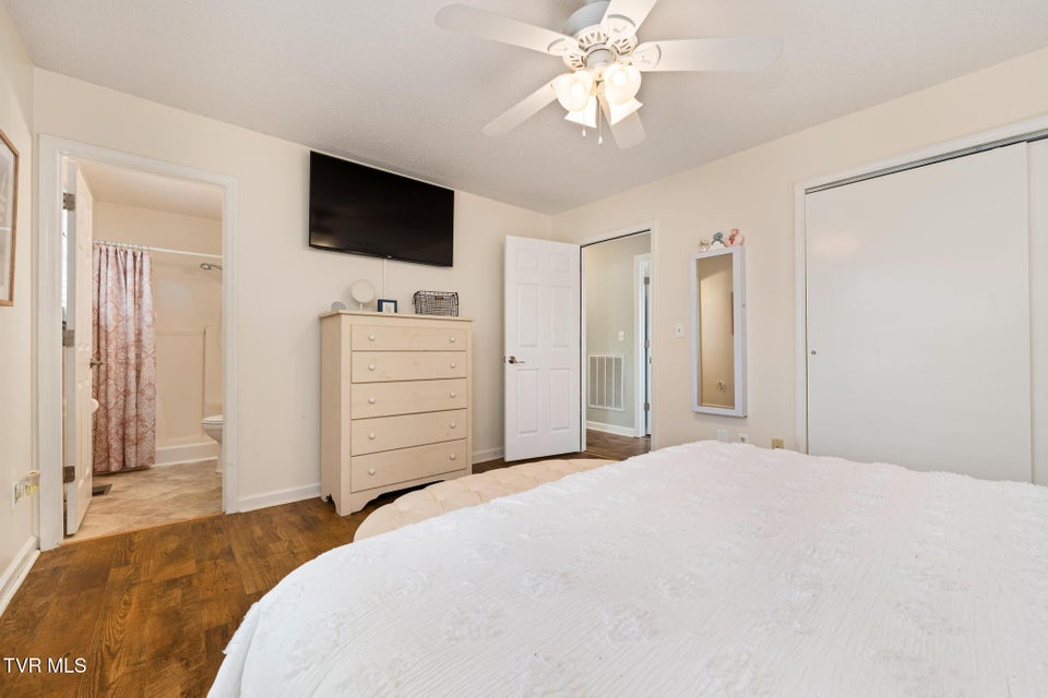 Photo #26: 605 Old Snapps Ferry Road