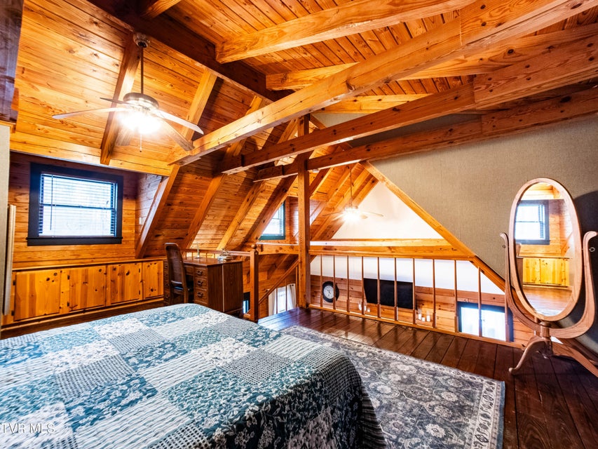 Photo #13: 261 Eedmont Court