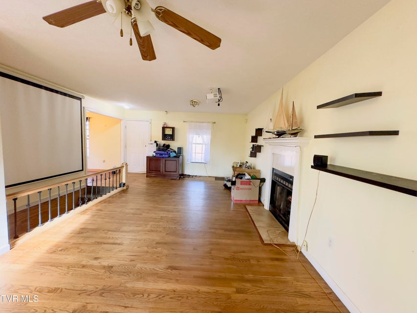 Photo #11: 978 Beechwood Drive