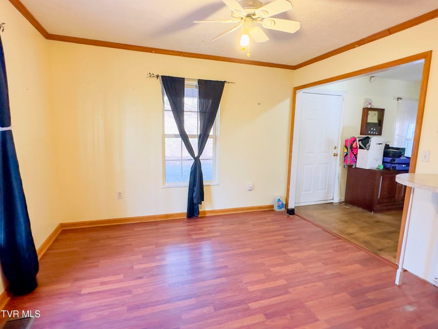 Photo #18: 978 Beechwood Drive