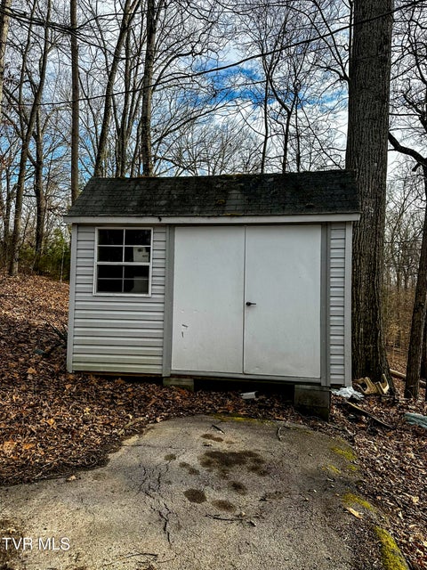 Photo #30: 978 Beechwood Drive