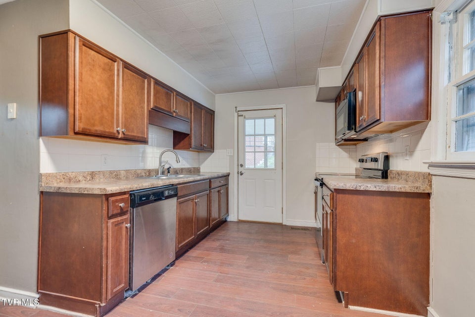 Photo #9: 541 Gravely Road