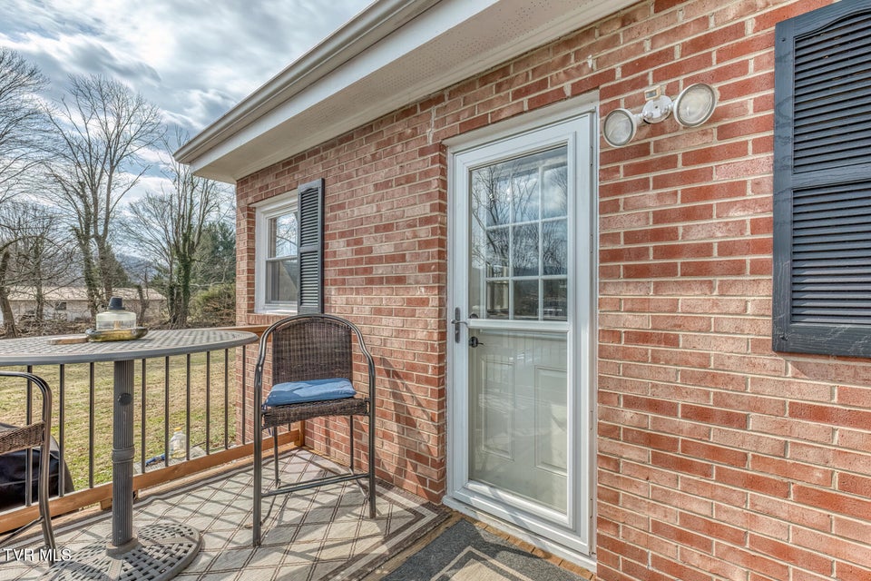 Photo #3: 1036 Tennessee 91 