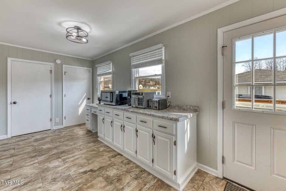 Photo #11: 1036 Tennessee 91 