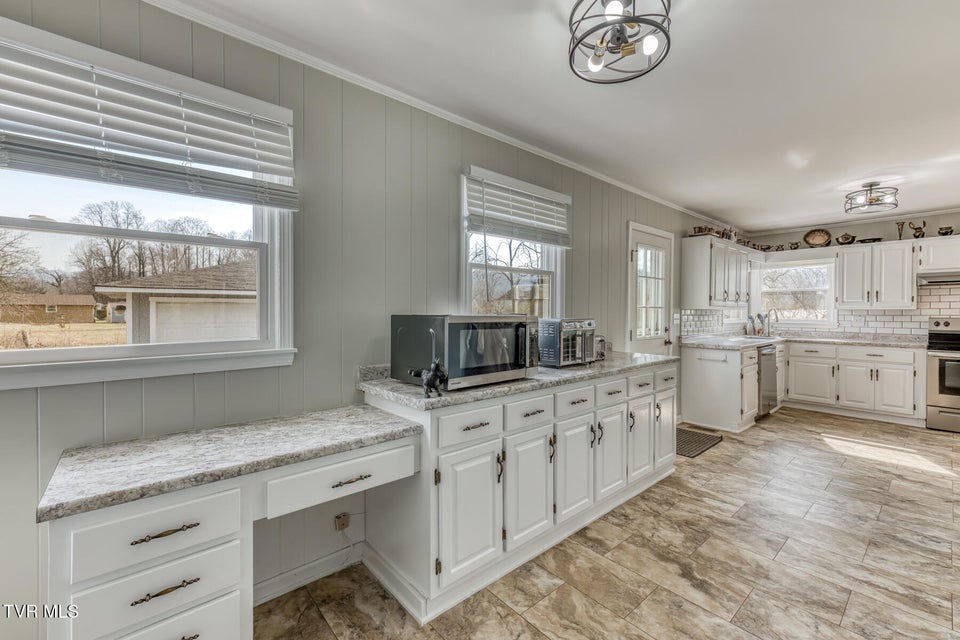 Photo #12: 1036 Tennessee 91 