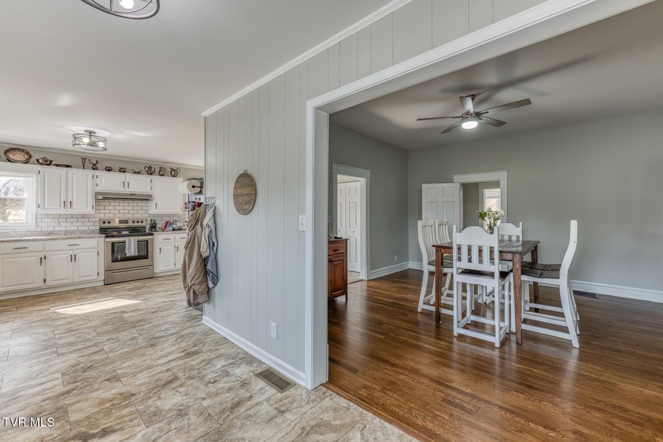 Photo #13: 1036 Tennessee 91 