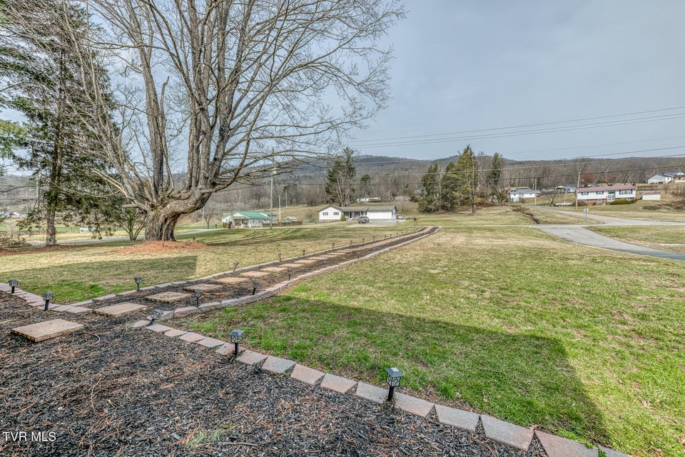 Photo #56: 1036 Tennessee 91 