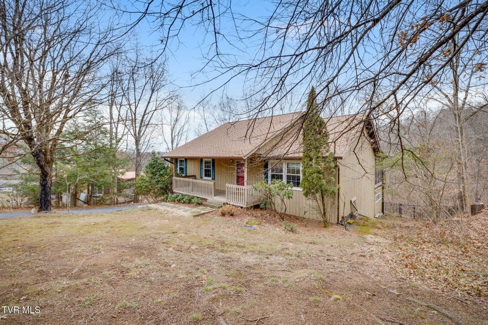 Photo #2: 2809 Oak Cliff Court