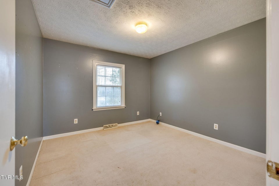 Photo #17: 2809 Oak Cliff Court