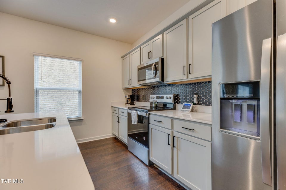 Photo #13: 2556 Bridgeforth Crossing