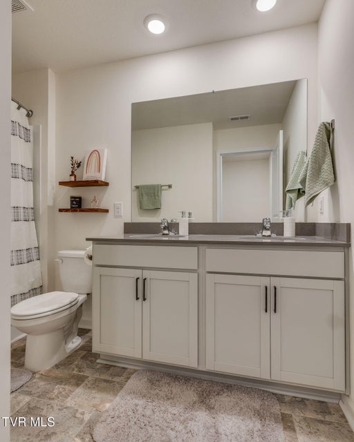 Photo #24: 2556 Bridgeforth Crossing