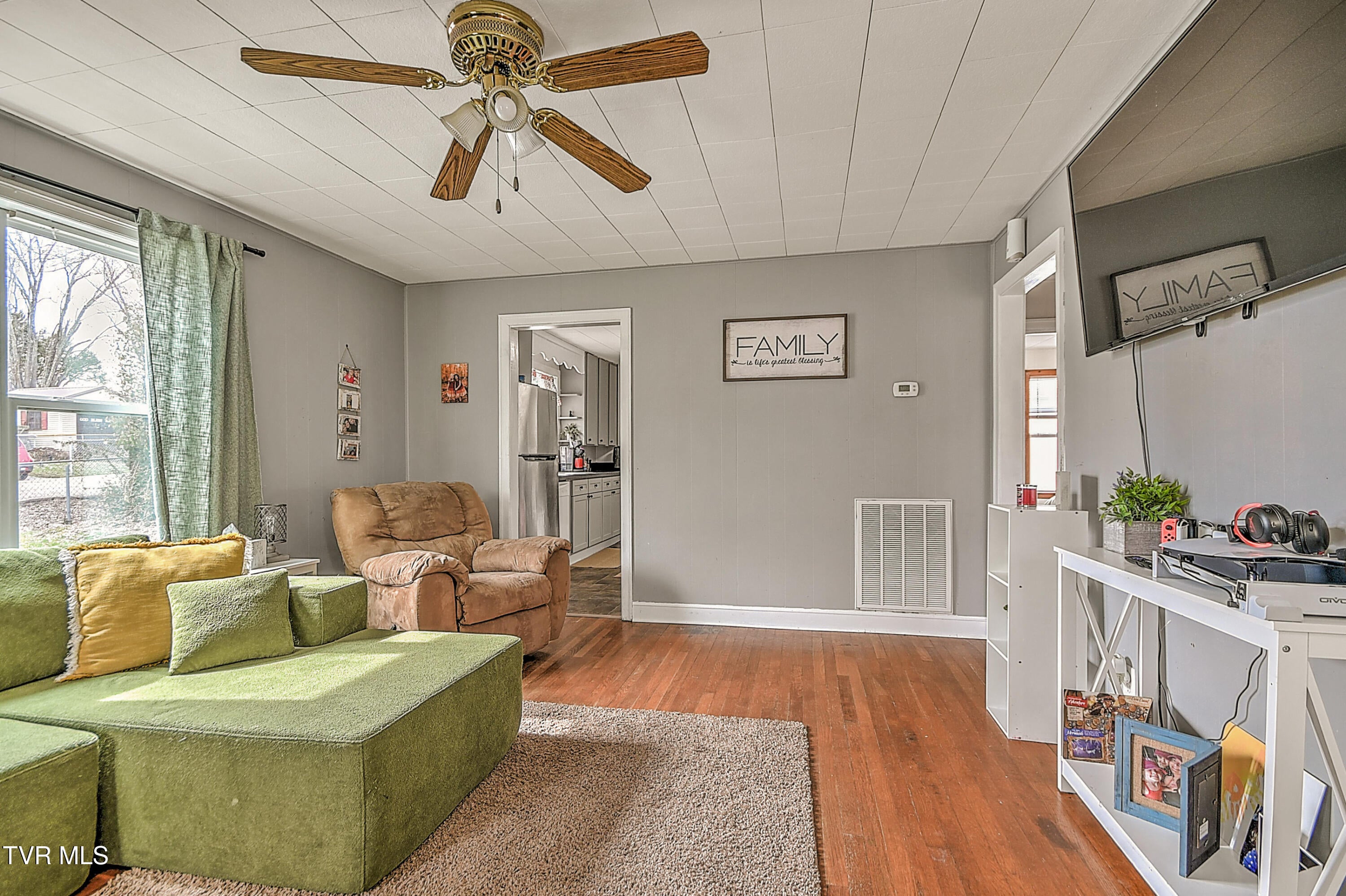 Photo #6: 2632 Pearl Street