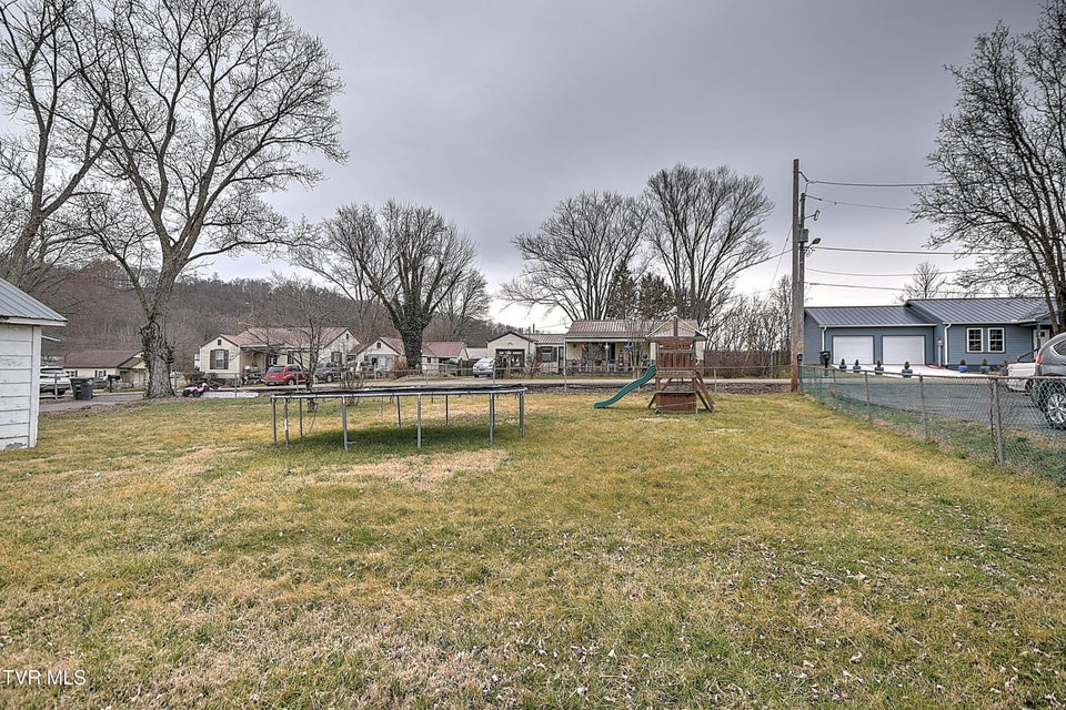 Photo #24: 2632 Pearl Street