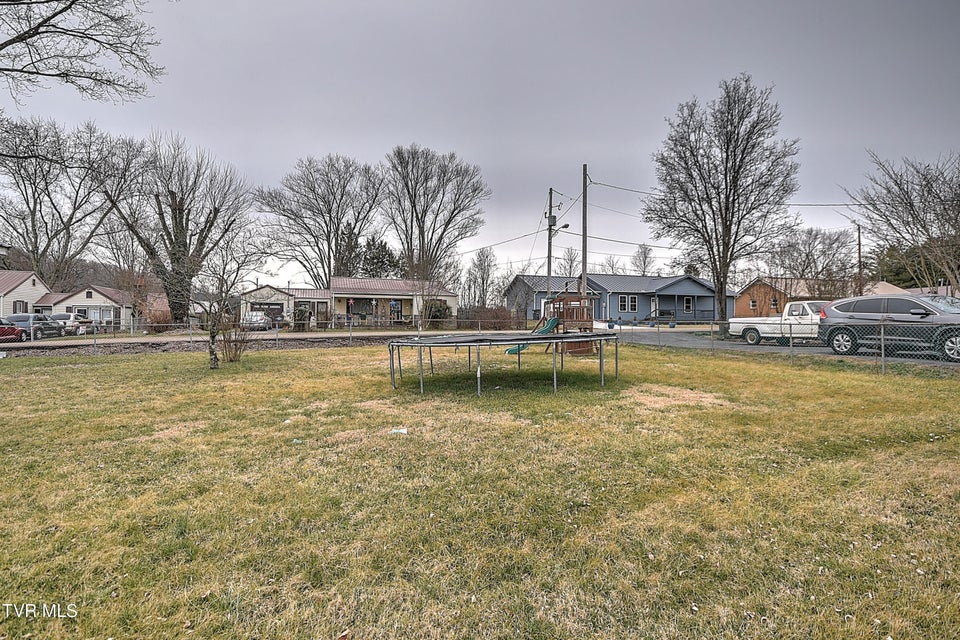 Photo #25: 2632 Pearl Street