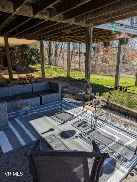 Photo #18: 210 Falconview Drive