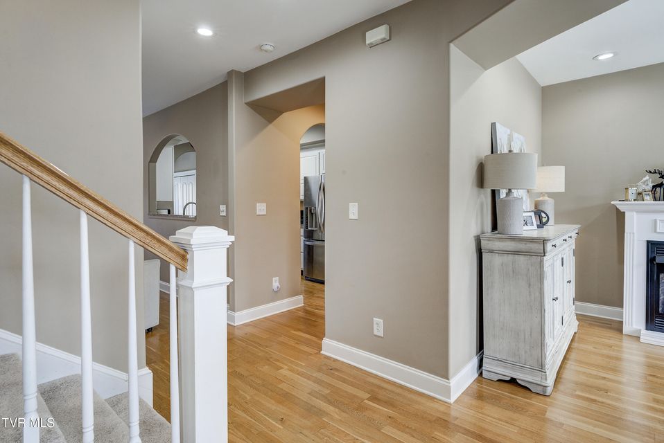 Photo #5: 266 Westshore Pointe 