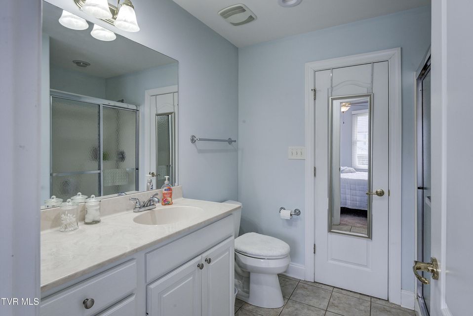 Photo #37: 266 Westshore Pointe 