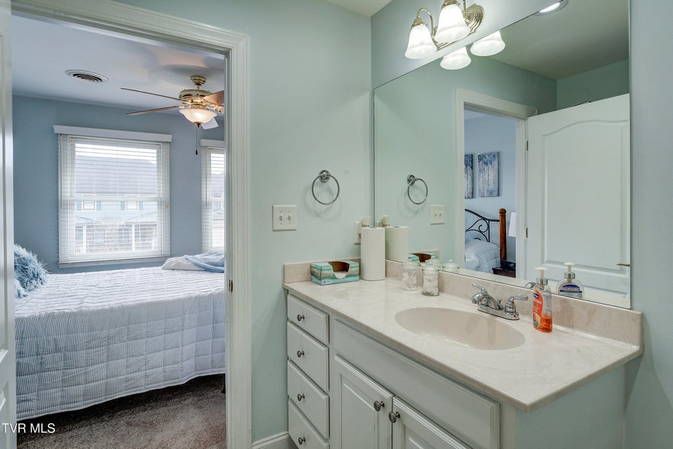 Photo #39: 266 Westshore Pointe 