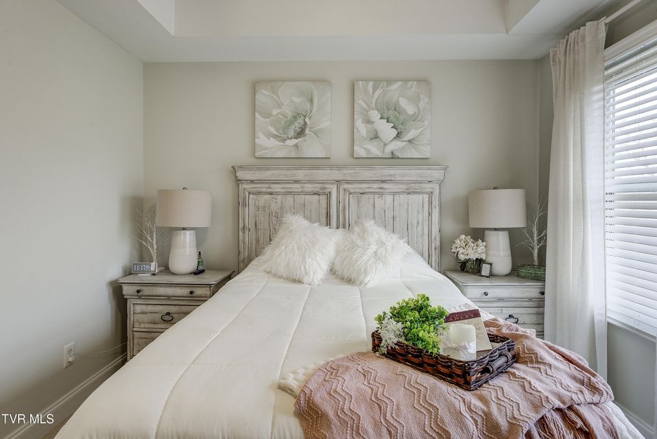 Photo #26: 266 Westshore Pointe 