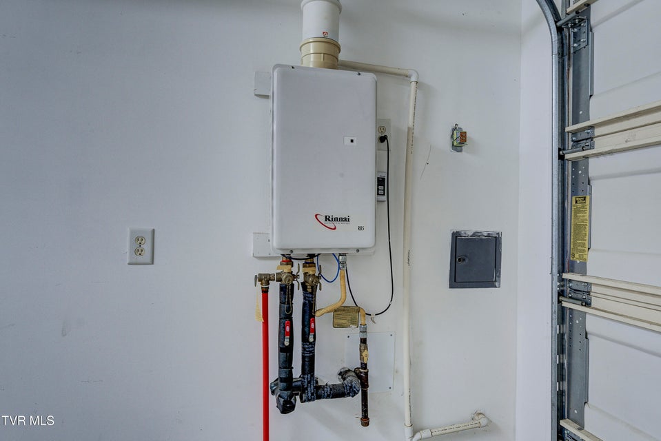 Photo #43: 266 Westshore Pointe 