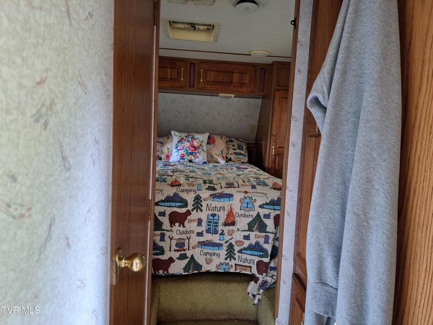 Photo #10: 409 Dean Road